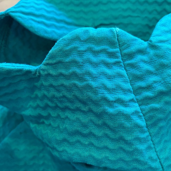 COPY - Lilly Pulitzer Buttercup shorts - Picture 7 of 8